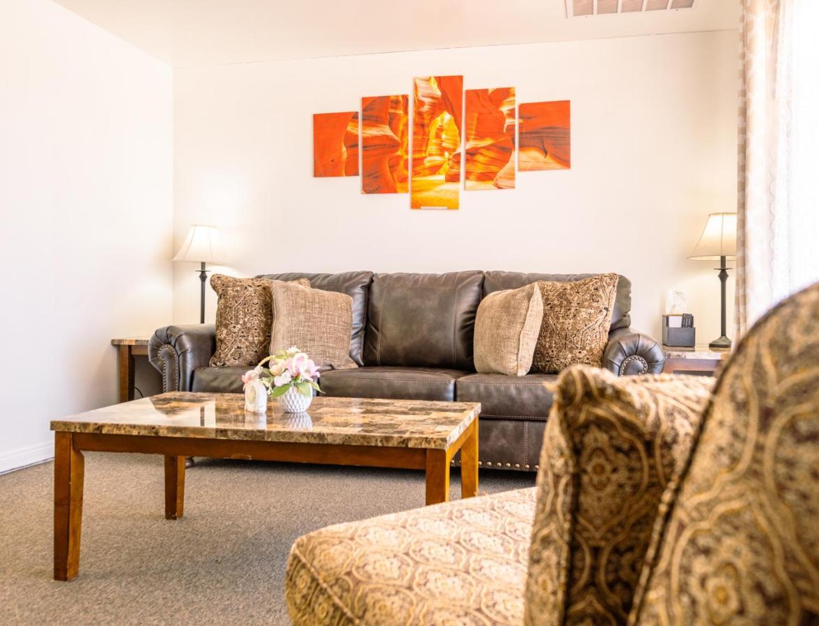 1 Or 3 Bedroom Apartment With Full Kitchen Page Exterior foto